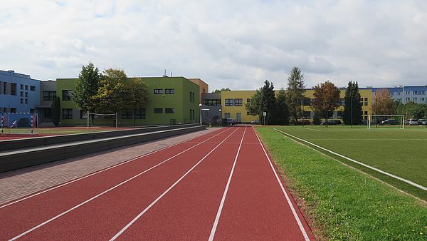Szkoła wraz z boiskami na Osiedlu Pawłowice