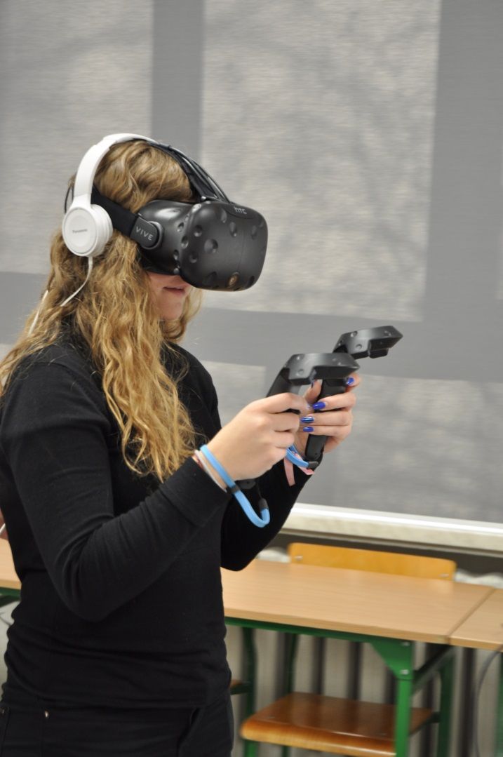 Uczniowie szkolili się w wirtualnej rzeczywistości