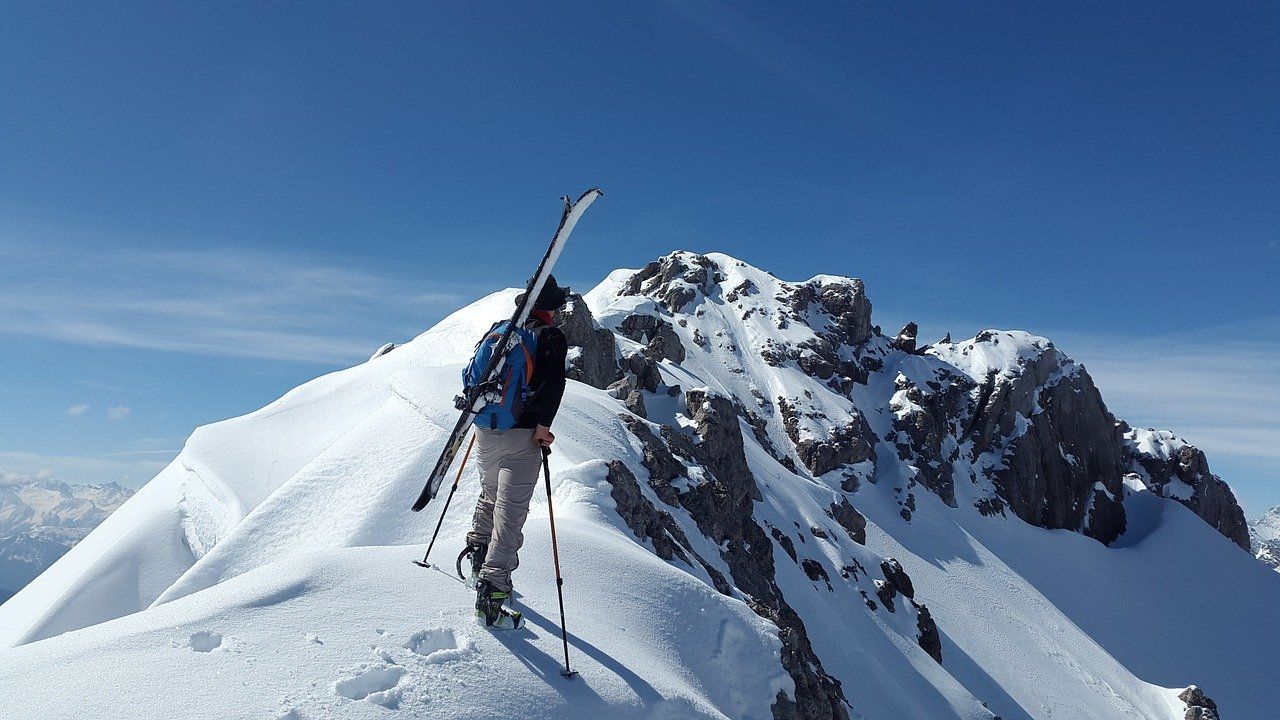 Art. spons. To jedna z najbardziej niedostępnych gór dla narciarzy. Pokonała ją tylko garstka osób!